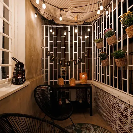 Appartement Company Mansion With Cinema & Balcony Old Town *