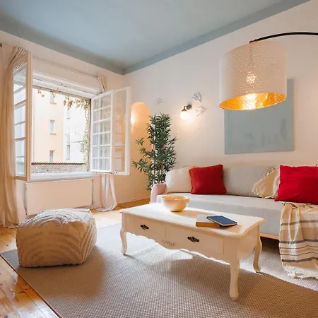 Company Mansion With Cinema & Balcony Old Town Apartament Belgrad